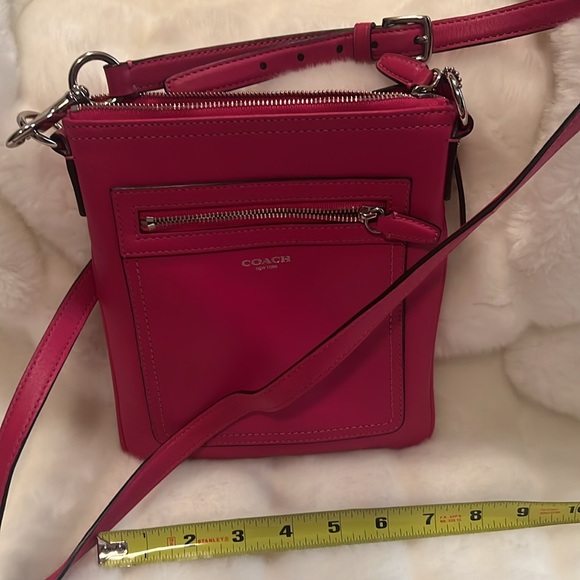 🩷COACH HOT PINK 🩷 Crossbody Bag. Gorgeous alone or with set. All pieces 🩷 - Picture 9 of 9
